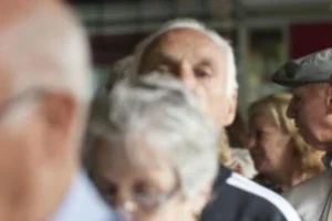 INSS antecipa 13º e pagamento começa&hellip;