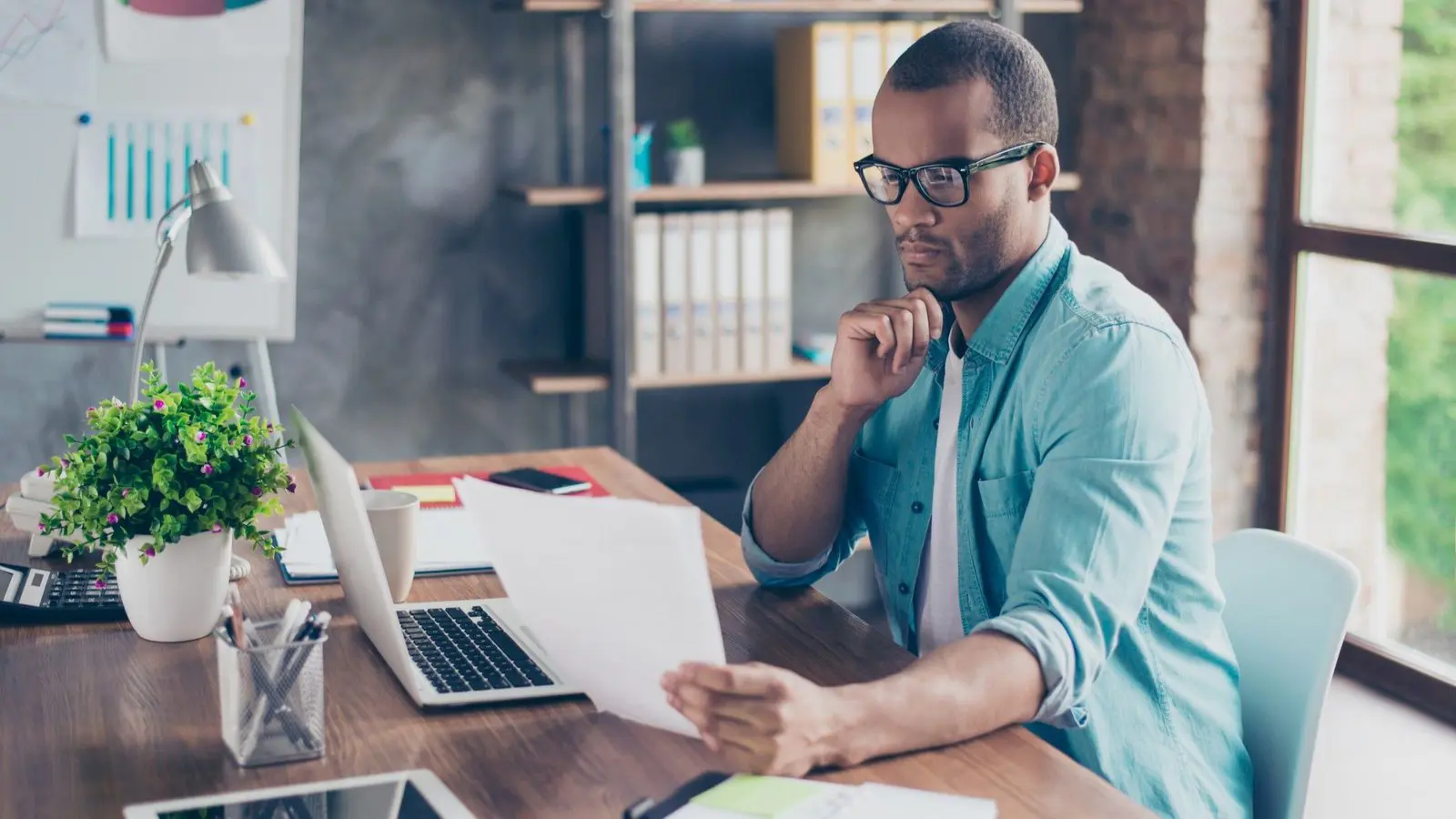 88 vagas abertas para trabalho home office com salários de até R$ 4.500 em abril