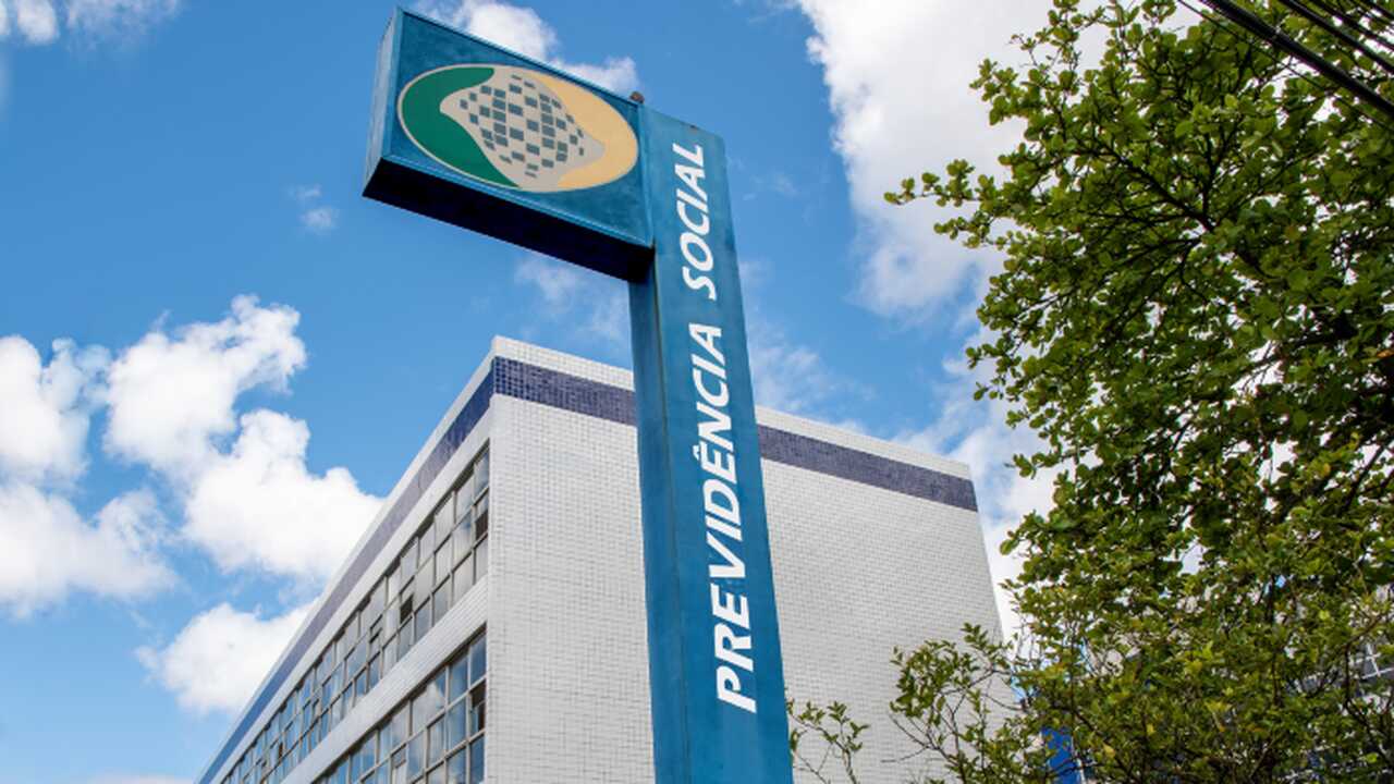Atendimento INSS — agência do Instituto Nacional do Seguro Social