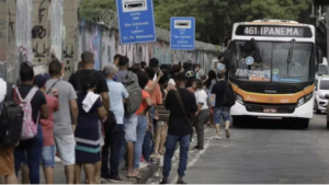 Vale-transporte 2026: quem tem direito, desconto&hellip;