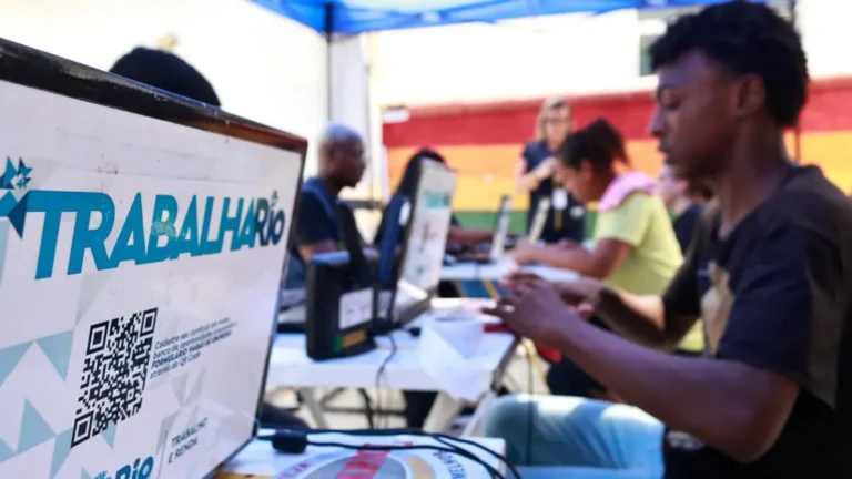 SP tem 17,9 mil vagas de&hellip;
